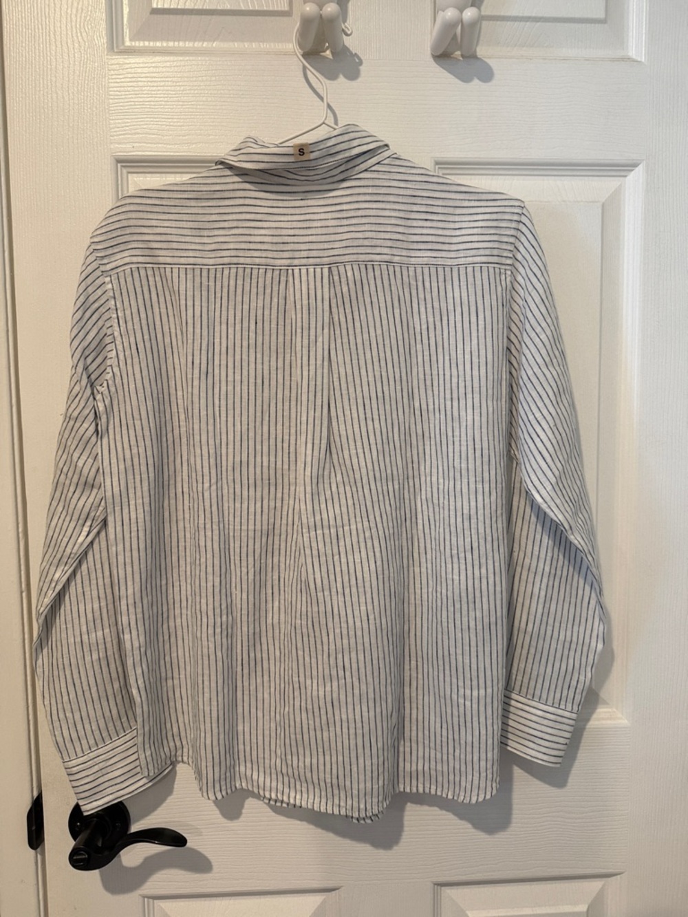 Muji Women’s linen White Button-Up Shirt with Navy Stripes - Casual & Timeless - Picture 6 of 6
